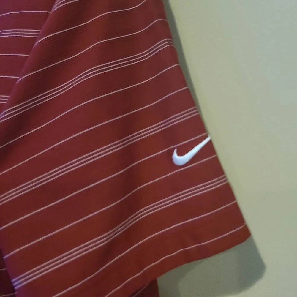 Nike golf dry fit polo t-shirt sz.M